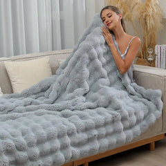 200cm Winter Throw Blanket – Thickened Plush Bubble Design