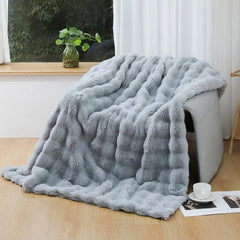 200cm Winter Throw Blanket – Thickened Plush Bubble Design